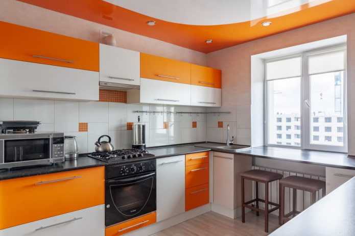 Оранжевые обои: свойства оттенка, дизайн стен и штор