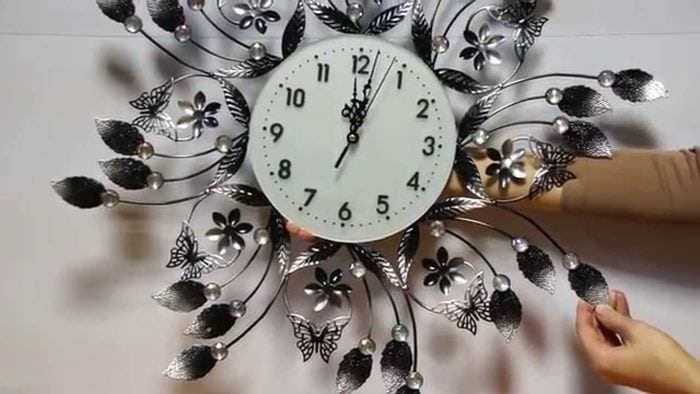 Настенные часы своими руками: оригинальные идеи оформления и советы по выбору дизайна (видео + 110 фото)