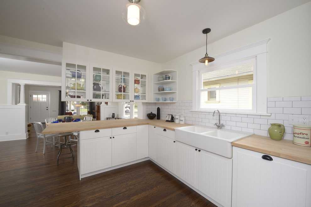 Белые кухни (51 фото): гарнитуры с деревянной столешницей и без в интерьере, видео и фото