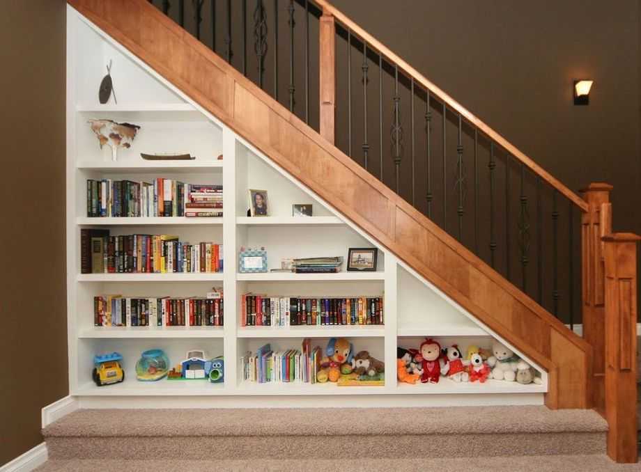 42 примера использования небольшого пространства под лестницей – сделайте свой дом выделяющимся и пусть вам все завидуют!