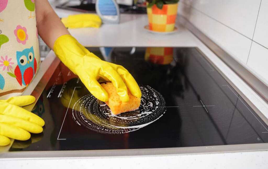 8 эффективных способов очистить грязную стеклокерамическую плиту