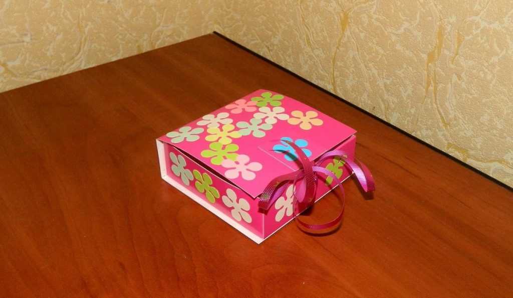 Маленькая коробочка из бумаги оригами без клея