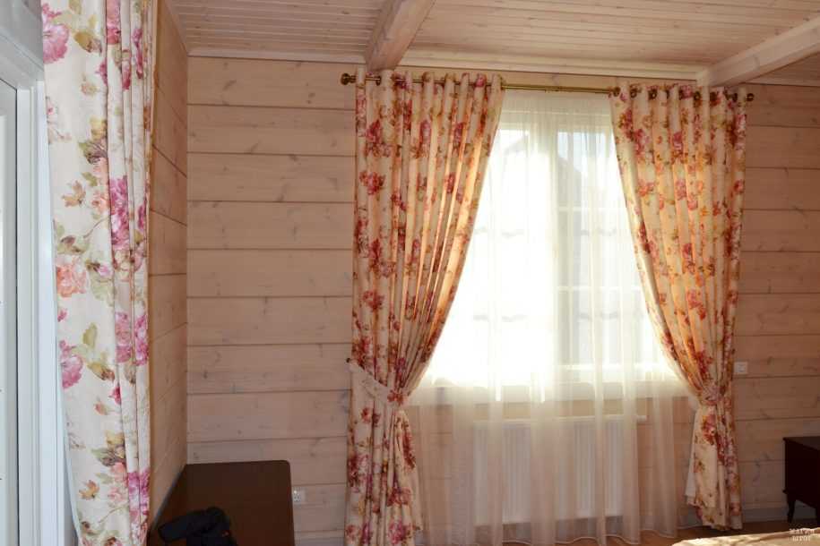 Чем заменить шторы на окнах: варианты декорирования - 15 фото