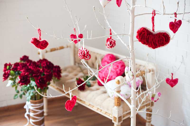 Как украсить квартиру на 14 февраля? идеи декора на день валентина (55 фото)