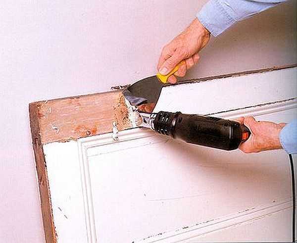 Как очистить и покрасить деревянную межкомнатную дверь
