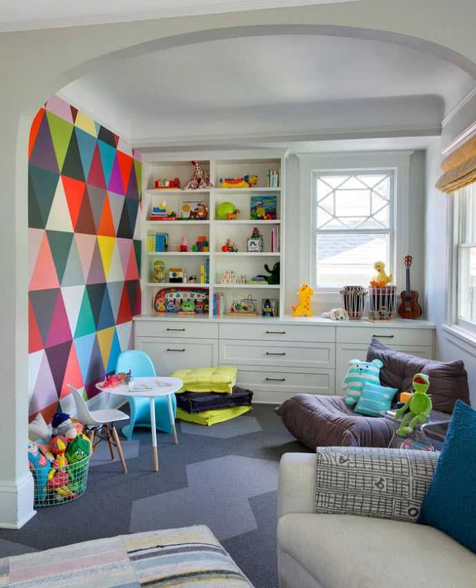 Интересные идеи оформления маленькой спальной комнаты для ребенка Дизайн небольшой детской комнаты на фото Варианты обустройства интерьера комнаты