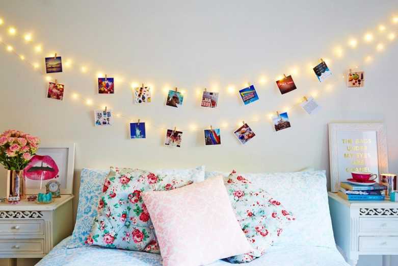 Как красиво украсить свою комнату: летний и зимний декор
 - 24 фото