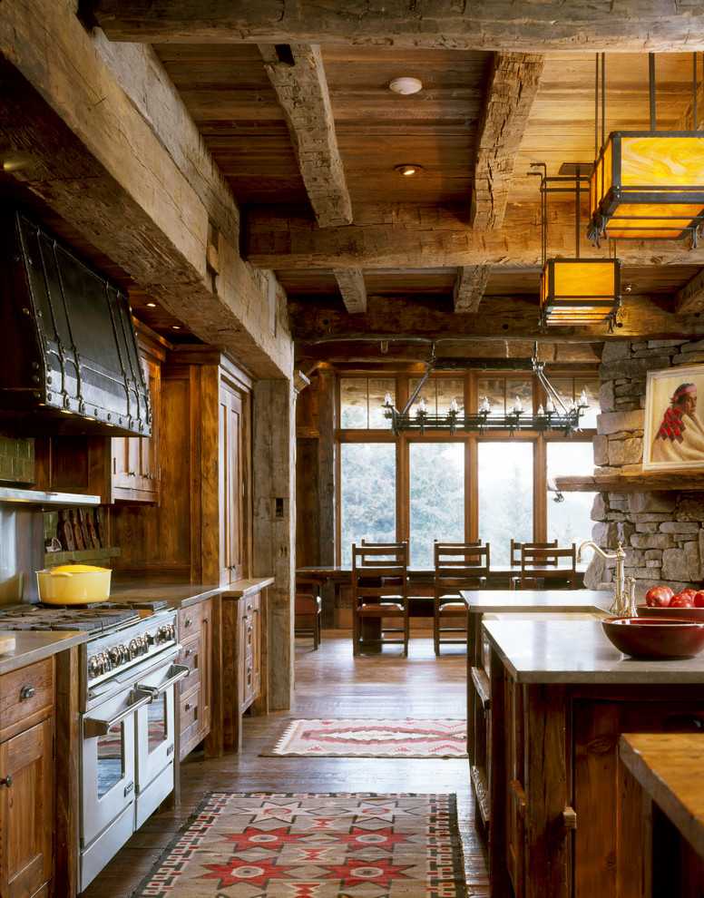 Интерьер кухни в стиле шале, цветовая гамма и особенности отделки помещения