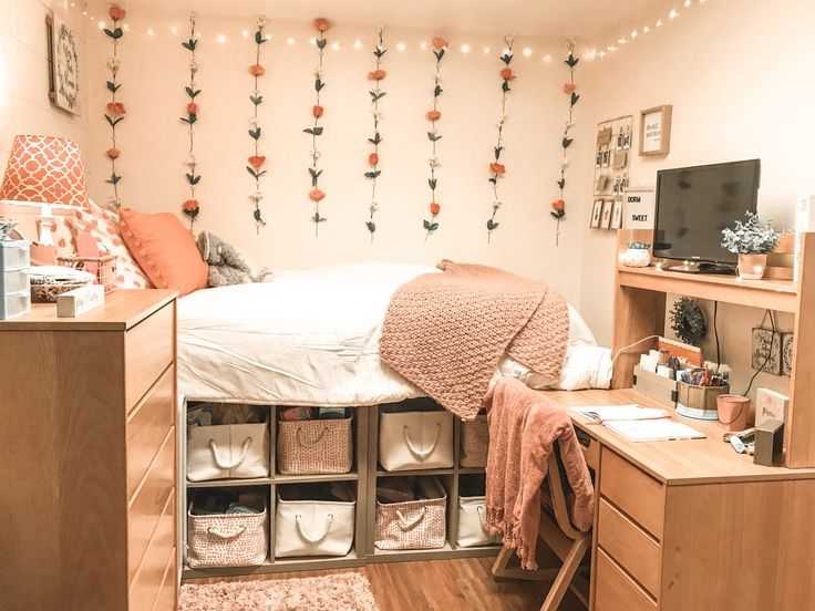 Дизайн комнаты в общежитии: оформление маленького помещения, расстановка мебели своими руками