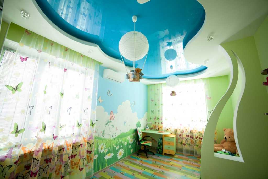 Натяжной потолок в детскую комнату: 60 лучших фото и идей