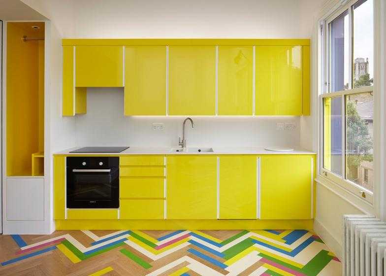 Кухня лимонного цвета 100 фото красивых идей дизайна, сочетание с другими цветами Лимонный цвет в интерьере кухни стены, отделка, мебель, обои, гарнитур, декор