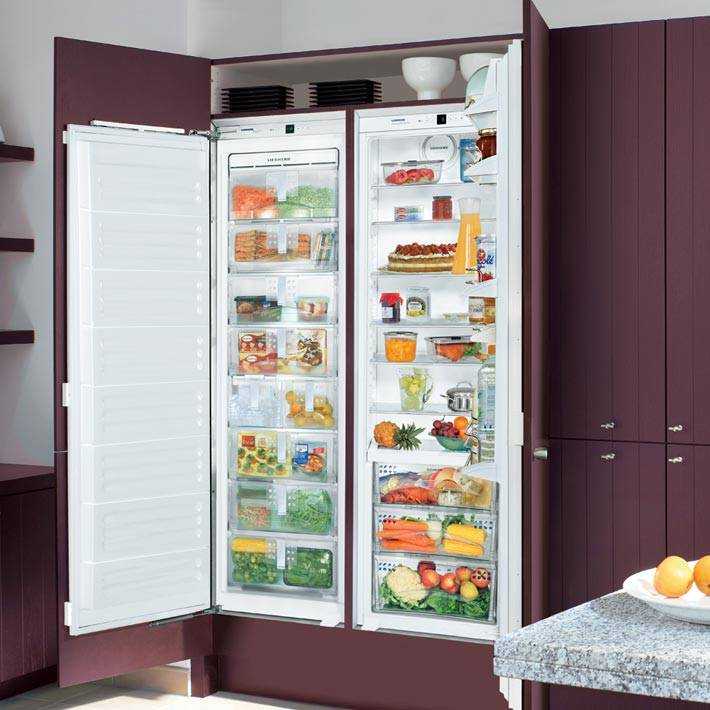 Как правильно разместить холодильник в интерьере кухни