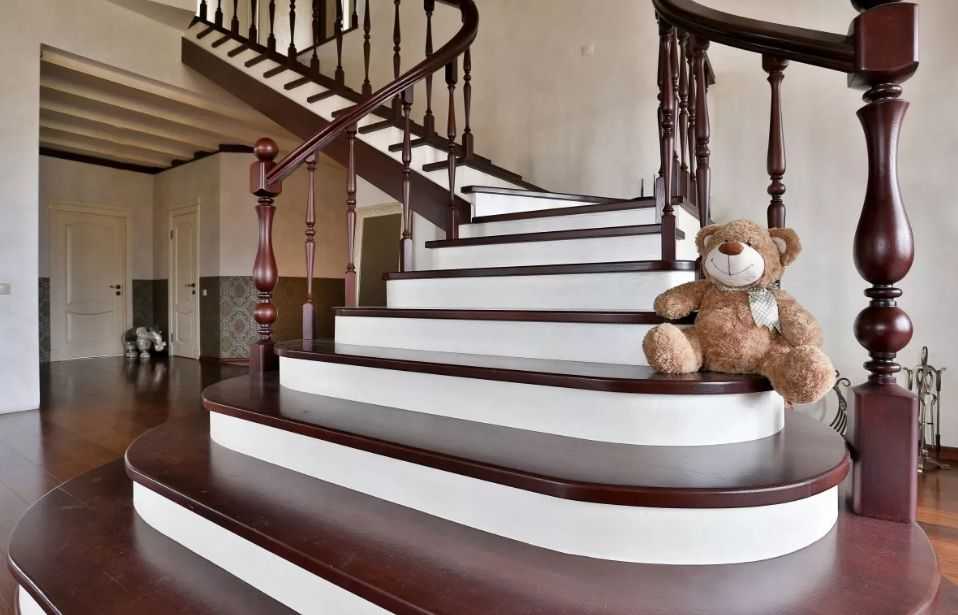 Отделка бетонной лестницы в частном доме – как сделать, из чего, какой дизайн лучше