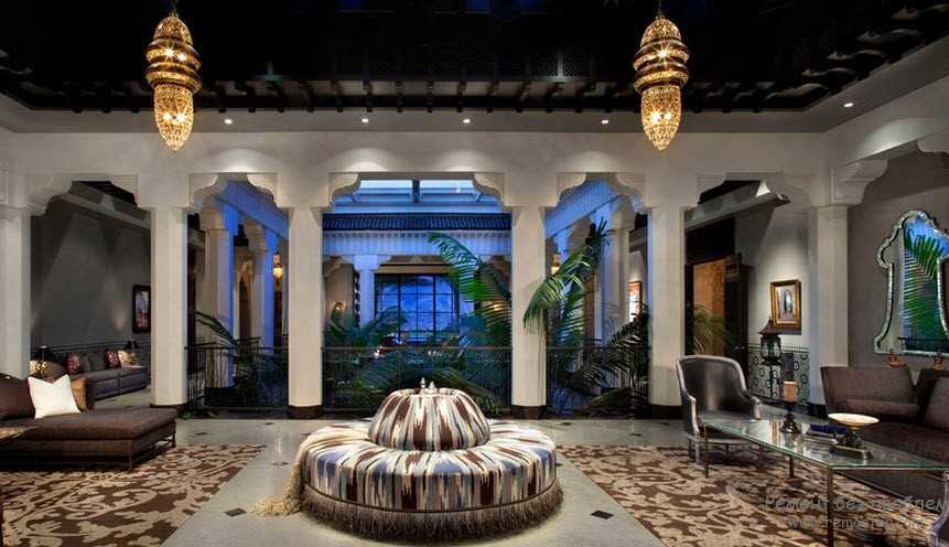 Роскошный особняк в марокканском стиле: фото интерьера, экстерьера и ландшафта