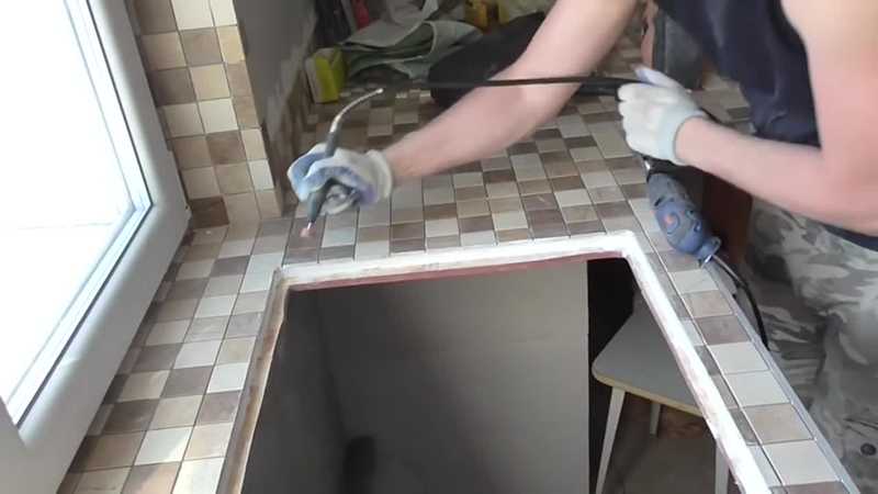 Столешница под раковину из гипсокартона обложенная мозаикой