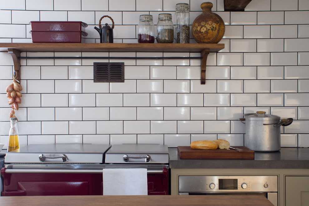 Фартук для кухни из плитки: размеры, современный дизайн, белый кабанчик .