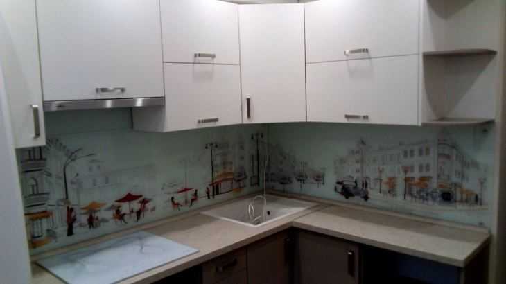 Фартук из стекла с подсветкой — 20 реальных фото скинали в интерьере кухни - кухонный.ру