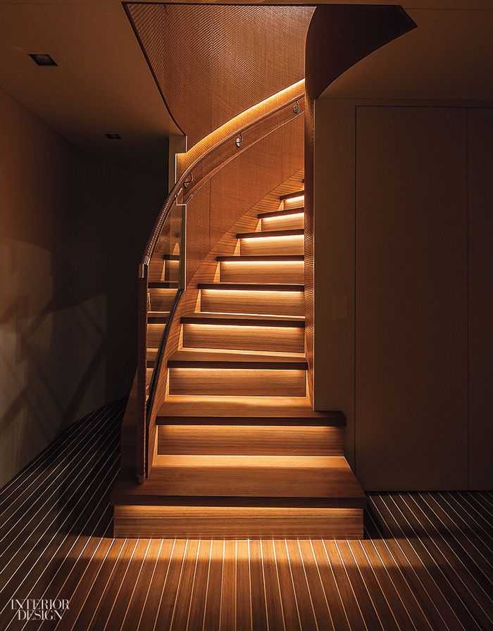 Правильное освещение лестницы