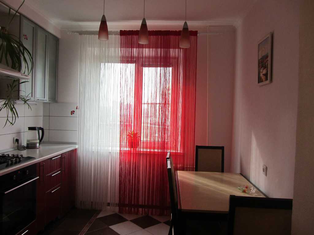 Нитяные шторы в интерьере разных комнат (фото подборка)