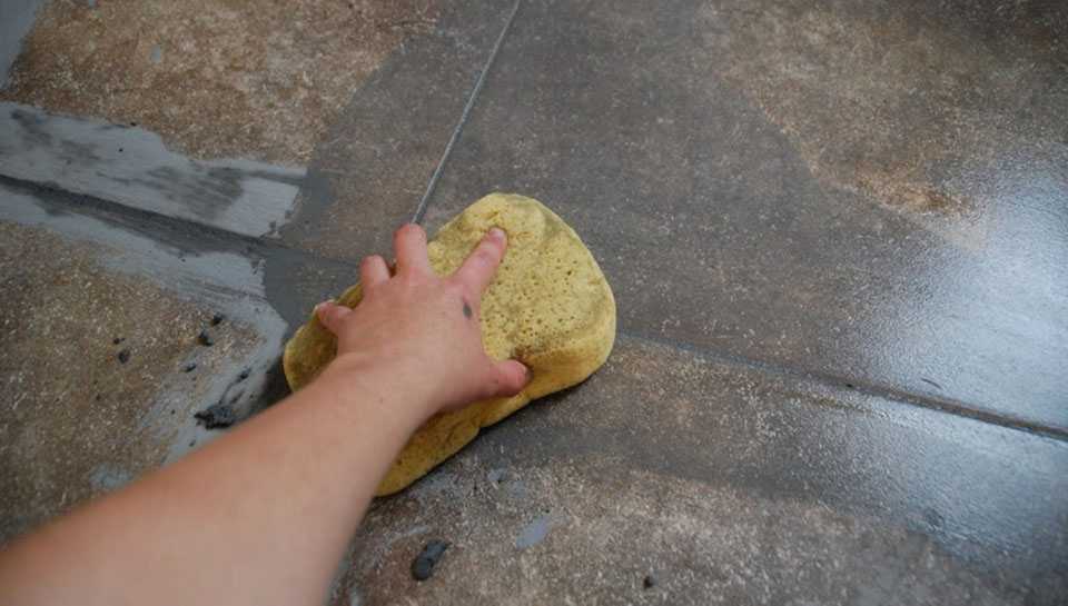 Чем мыть керамогранитную плитку на полу
