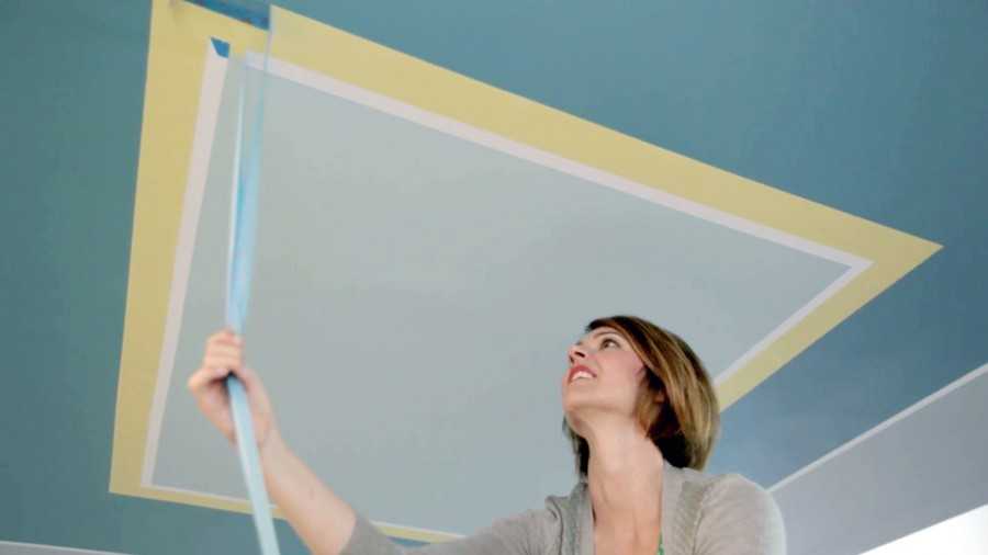 Окрашивание потолка водоэмульсионной краской