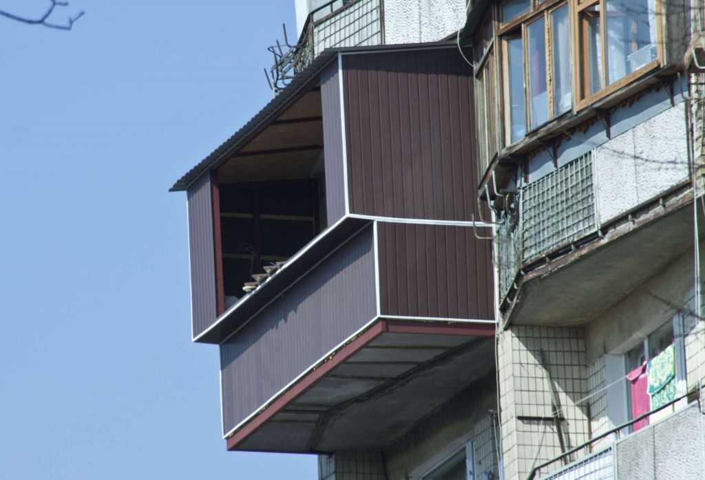 Балкон утеплять нельзя, а лоджию можно. почему
