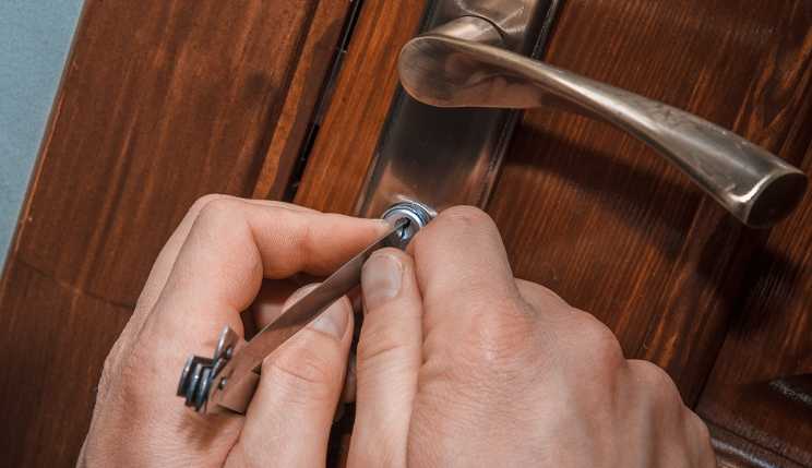 Что делать, если сломался замок или ручка на стиральной машине: как открыть и починить дверцу