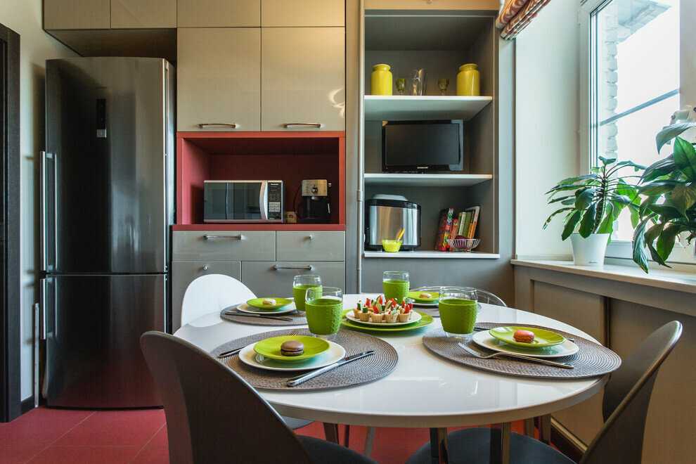 Как сделать кухню 9 кв метров просторной Какой стиль выбрать Правила планировки, практические советы Фото примеры реальных интерьеров кухни